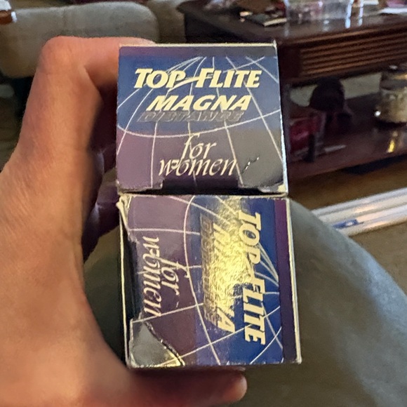 8 BRAND NEW UNUSED Top Flite Magna Golf Balls - Picture 4 of 8